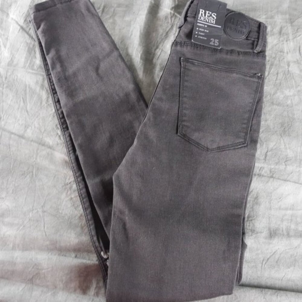 NWT RES Black Denim Straight DISTRESSED JEANS Women Size 25 Harrys Hi Creeper‎